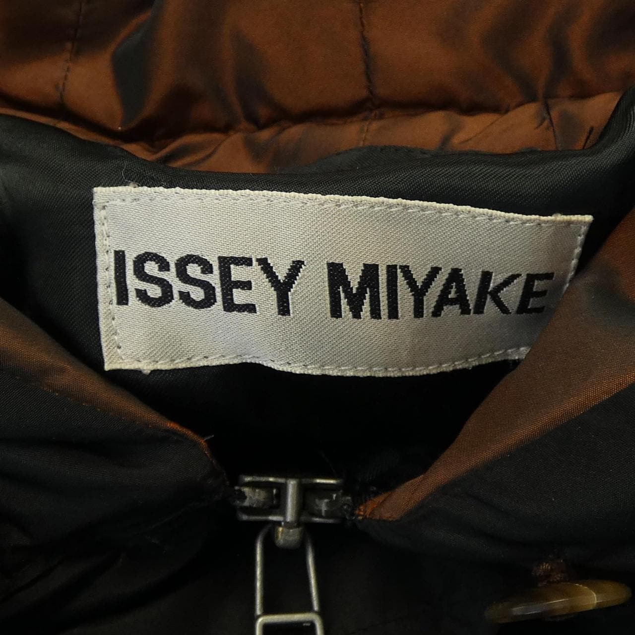 [vintage] ISSEY MIYAKE ISSEY MIYAKE 羽绒服