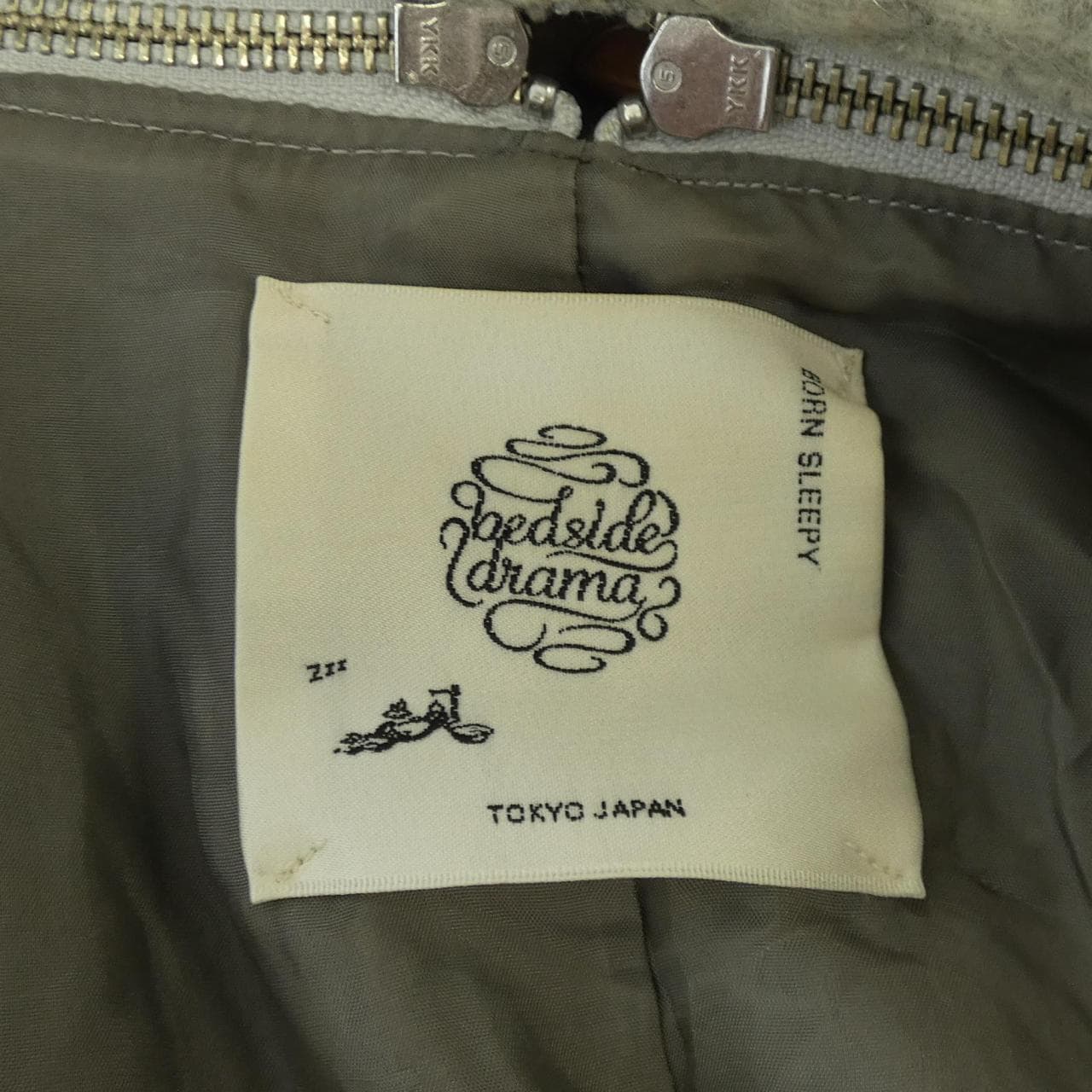 BED SIDE DRAMA コート