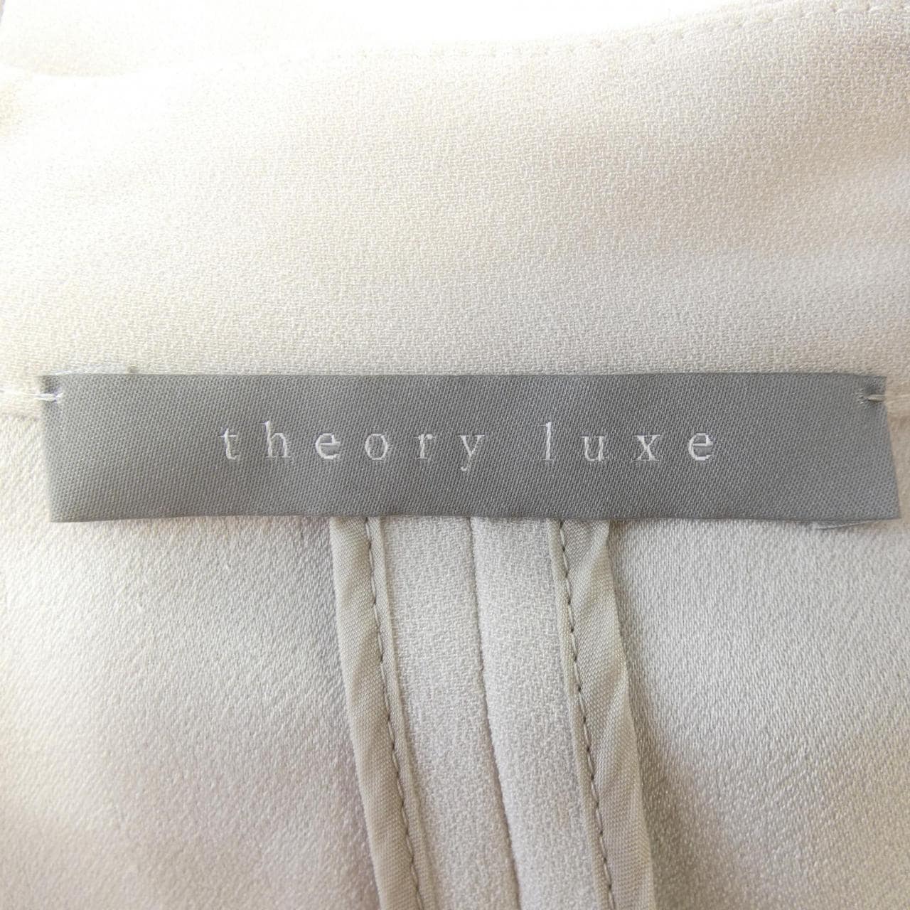 Theory luxe 03-9104102夾克
