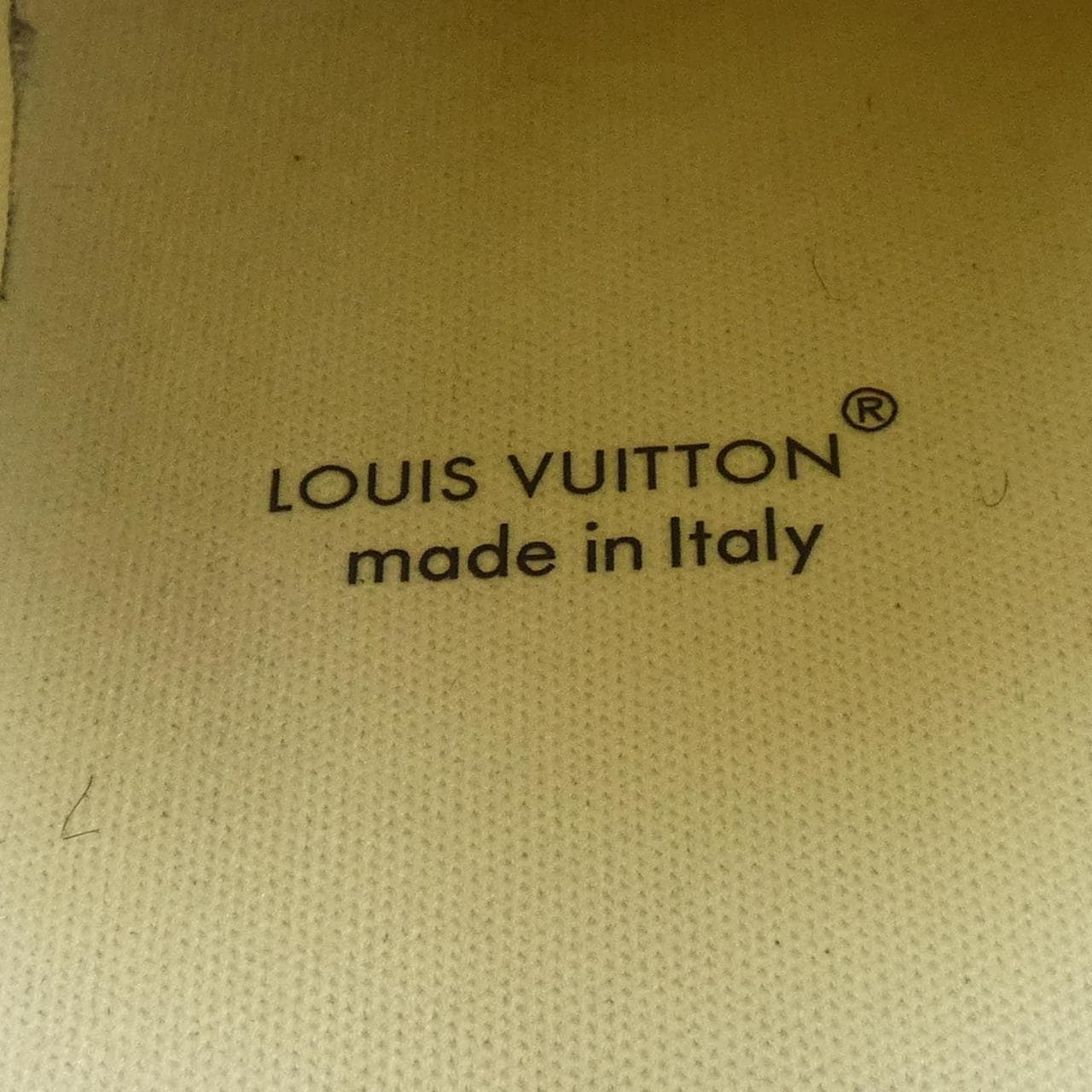 ルイヴィトン LOUIS VUITTON スニーカー