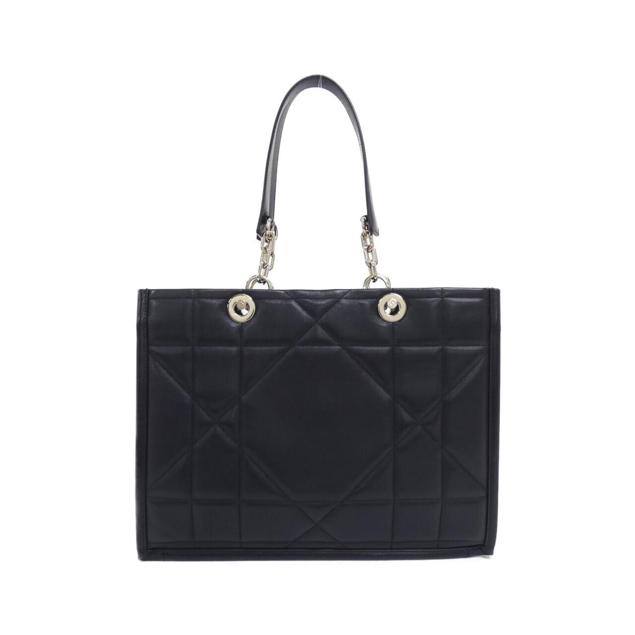 クリスチャンディオール ディオール エッセンシャル ミディアム M8721OZVJ バッグ