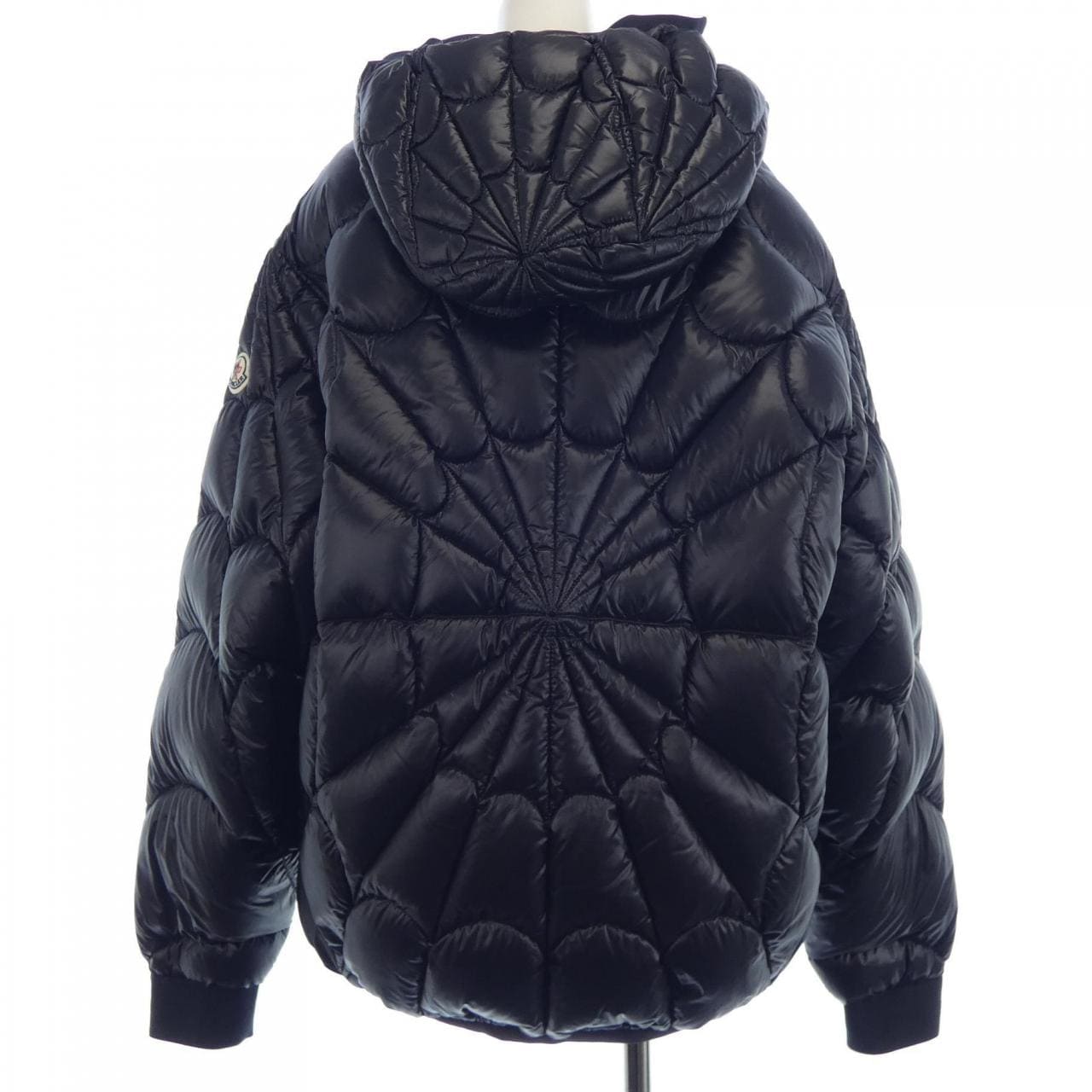 モンクレール MONCLER ダウンジャケット