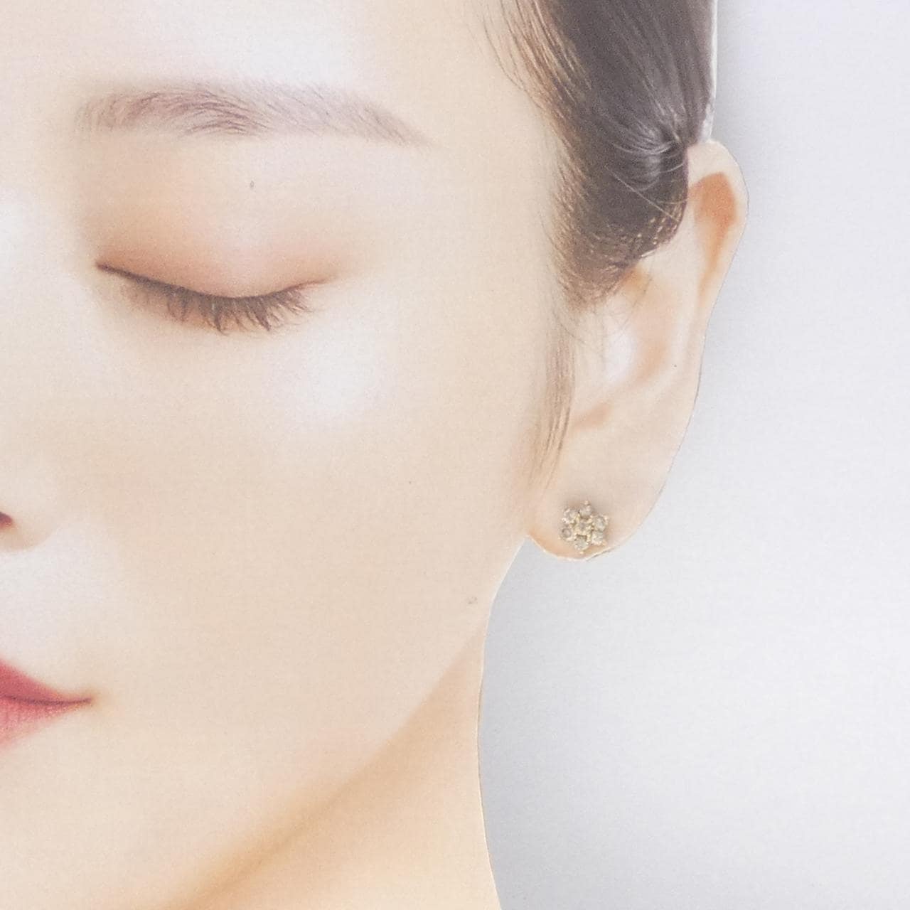 K18YG フラワー ダイヤモンド ピアス 1.04CT