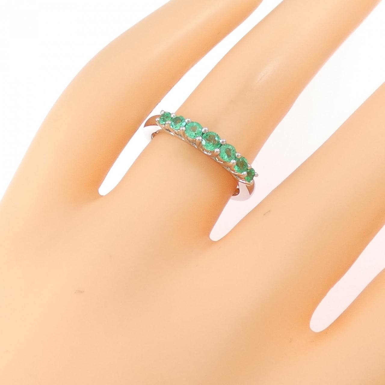 PT950 エメラルド リング 0.40CT