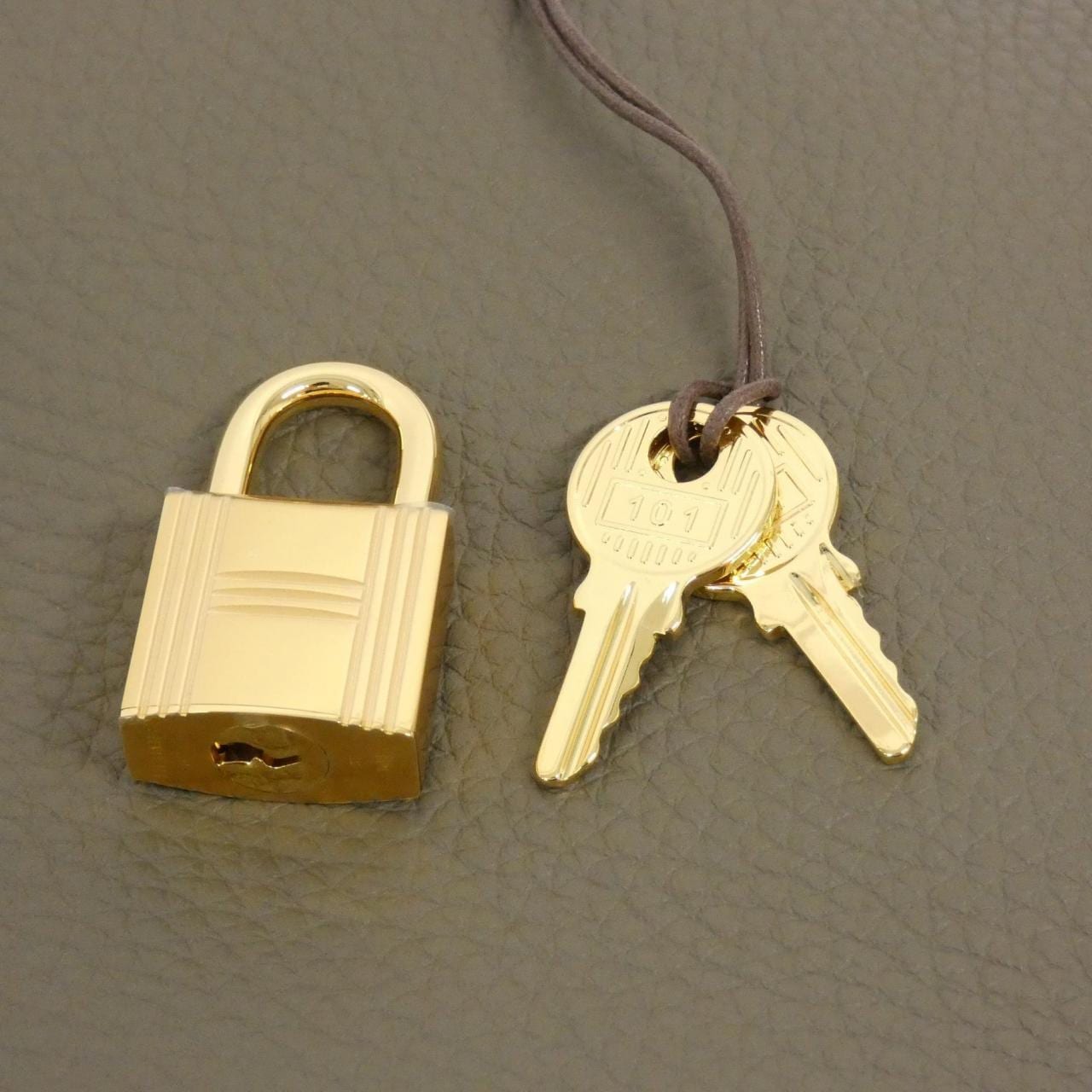 エルメス ピコタン ロック MM 060991CC バッグ