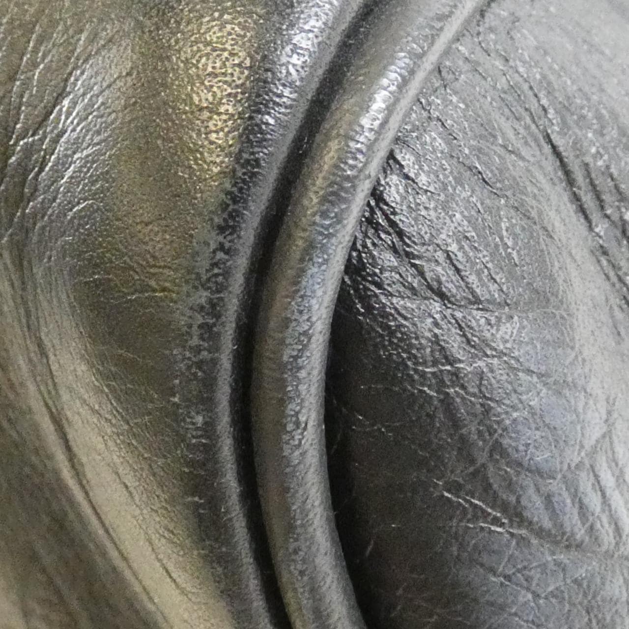 ルイヴィトン モノグラム シャドウ スピーディ バンドリエール 40cm M43696 ボストンバッグ