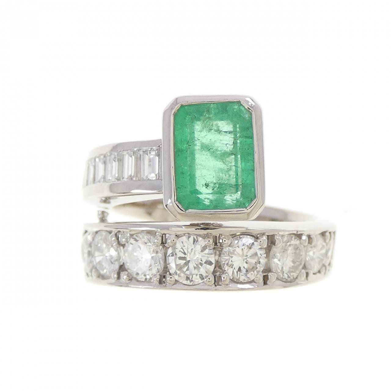 PT900 エメラルド リング 1.66CT