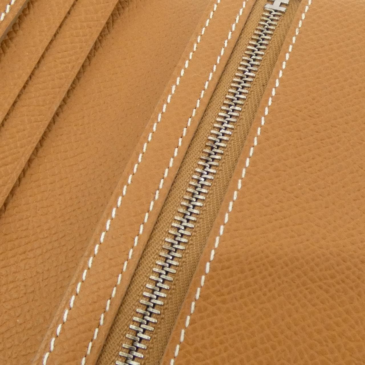エルメス ベアン スフレ ヴェルソ 073596CK 財布