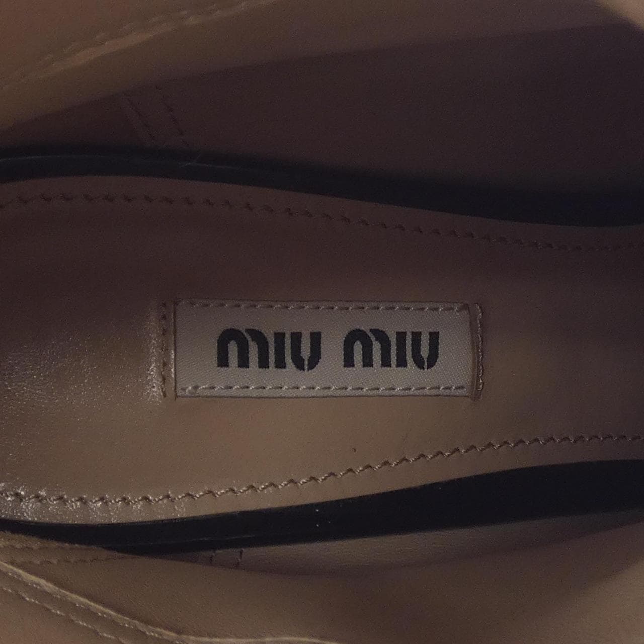 ミュウミュウ MIU MIU ブーツ