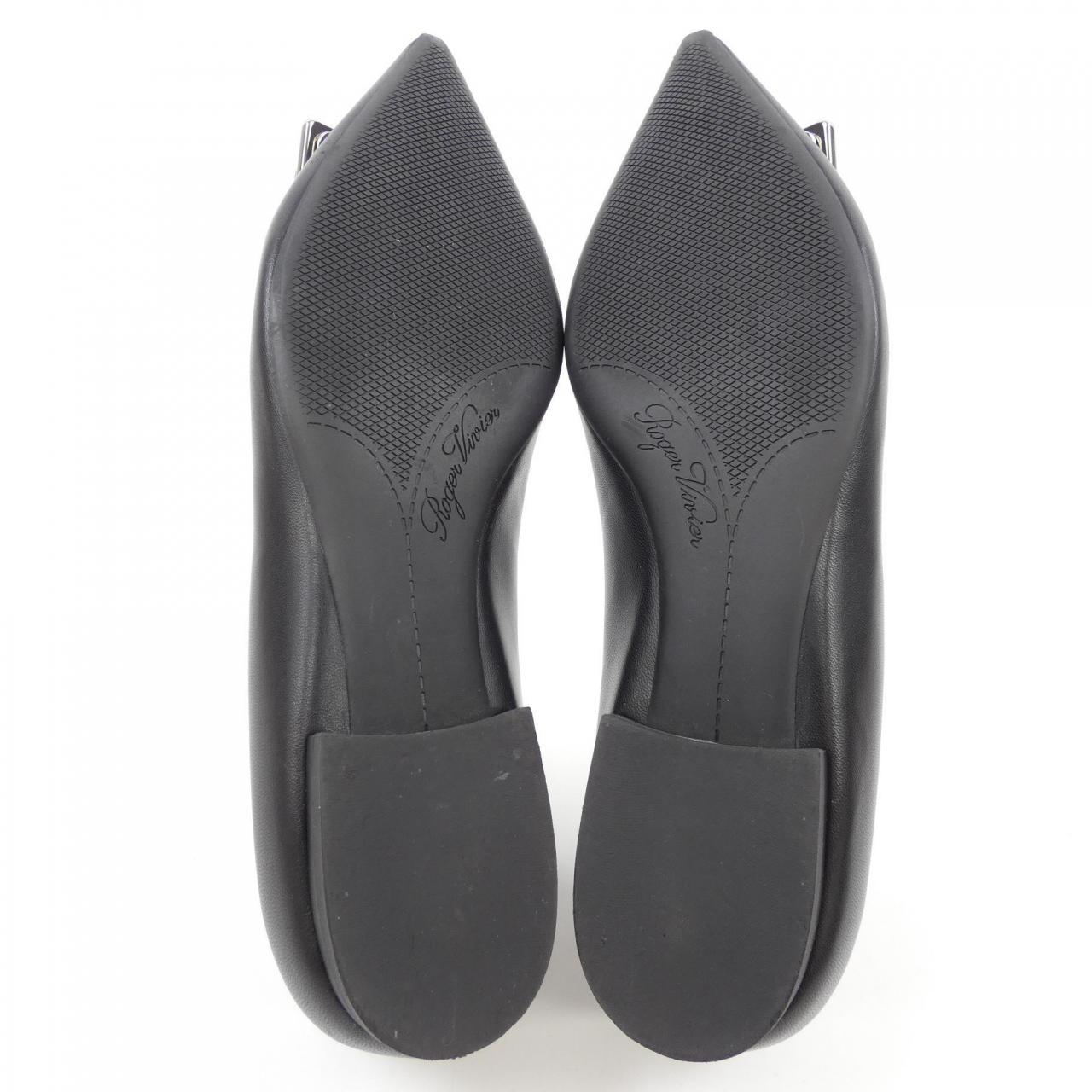 ロジェヴィヴィエ ROGER VIVIER フラットシューズ