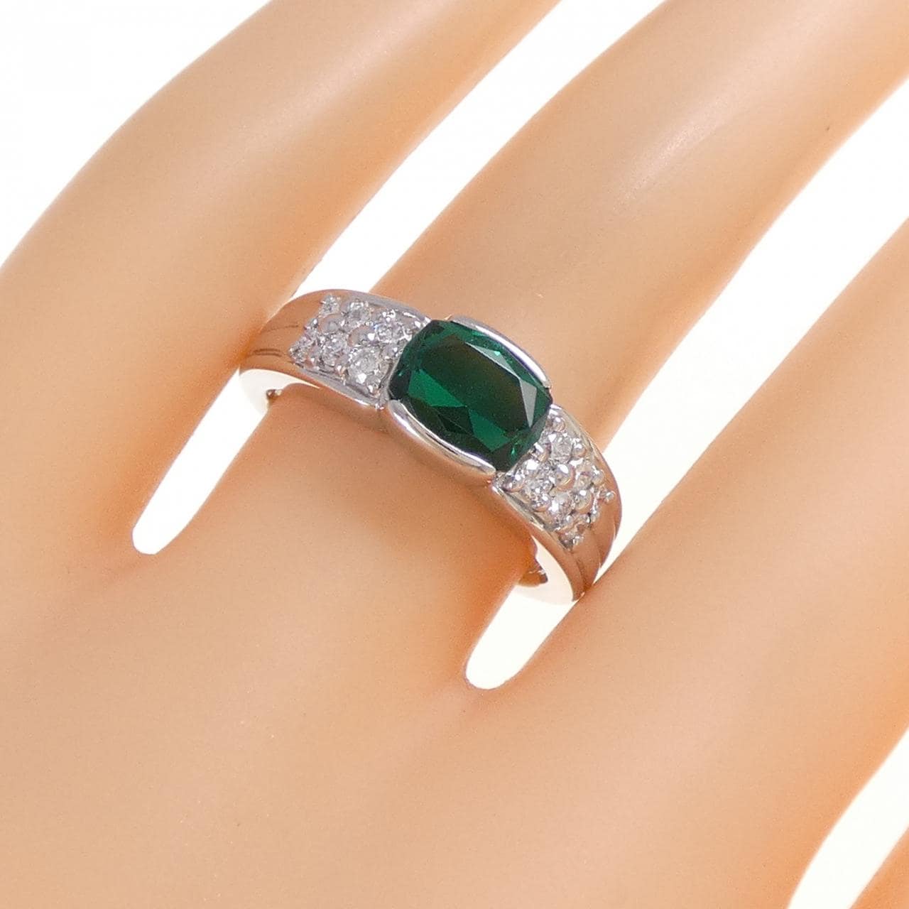 クレサンベール 合成エメラルド リング 0.80CT