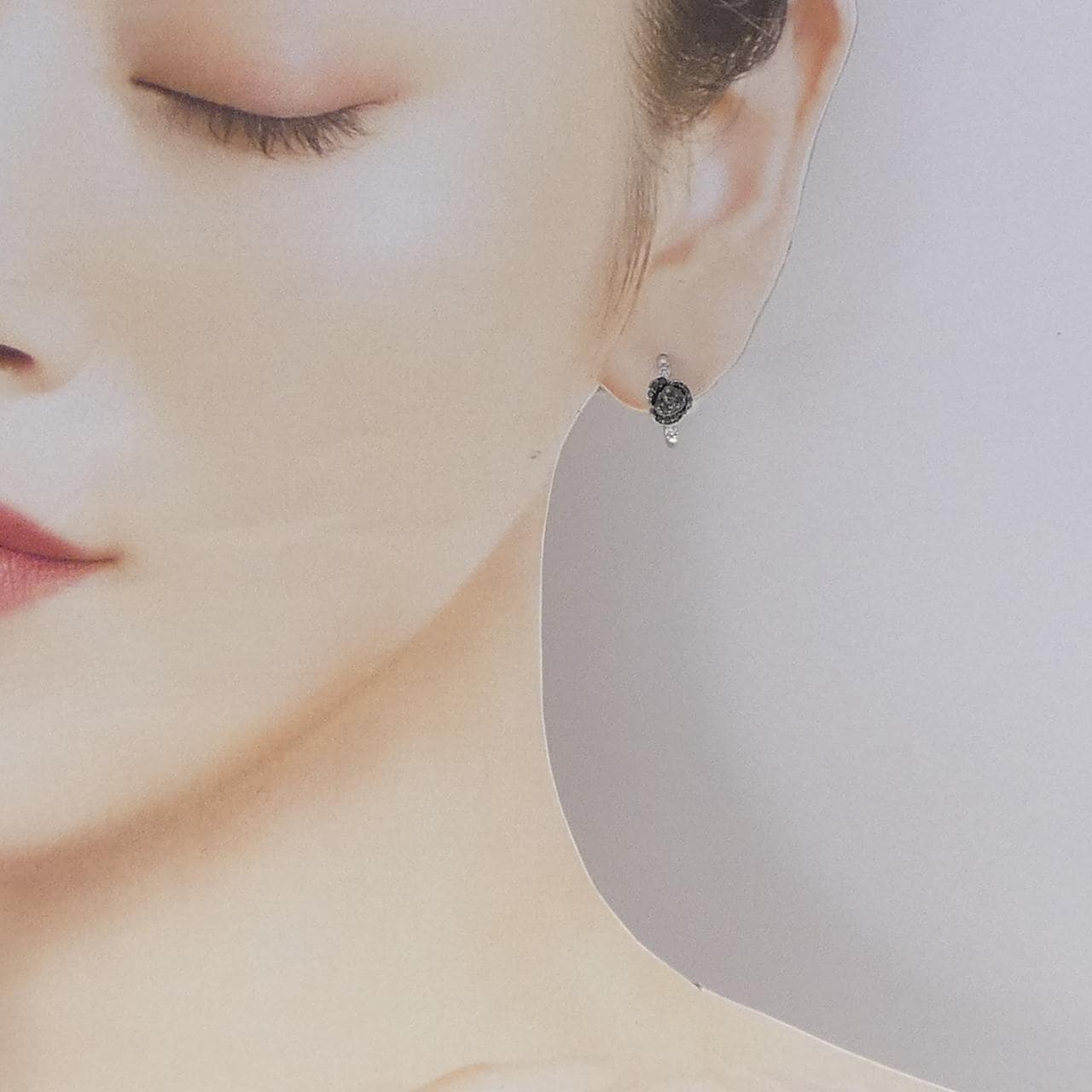 ポンテヴェキオ ダイヤモンド ピアス 0.22CT