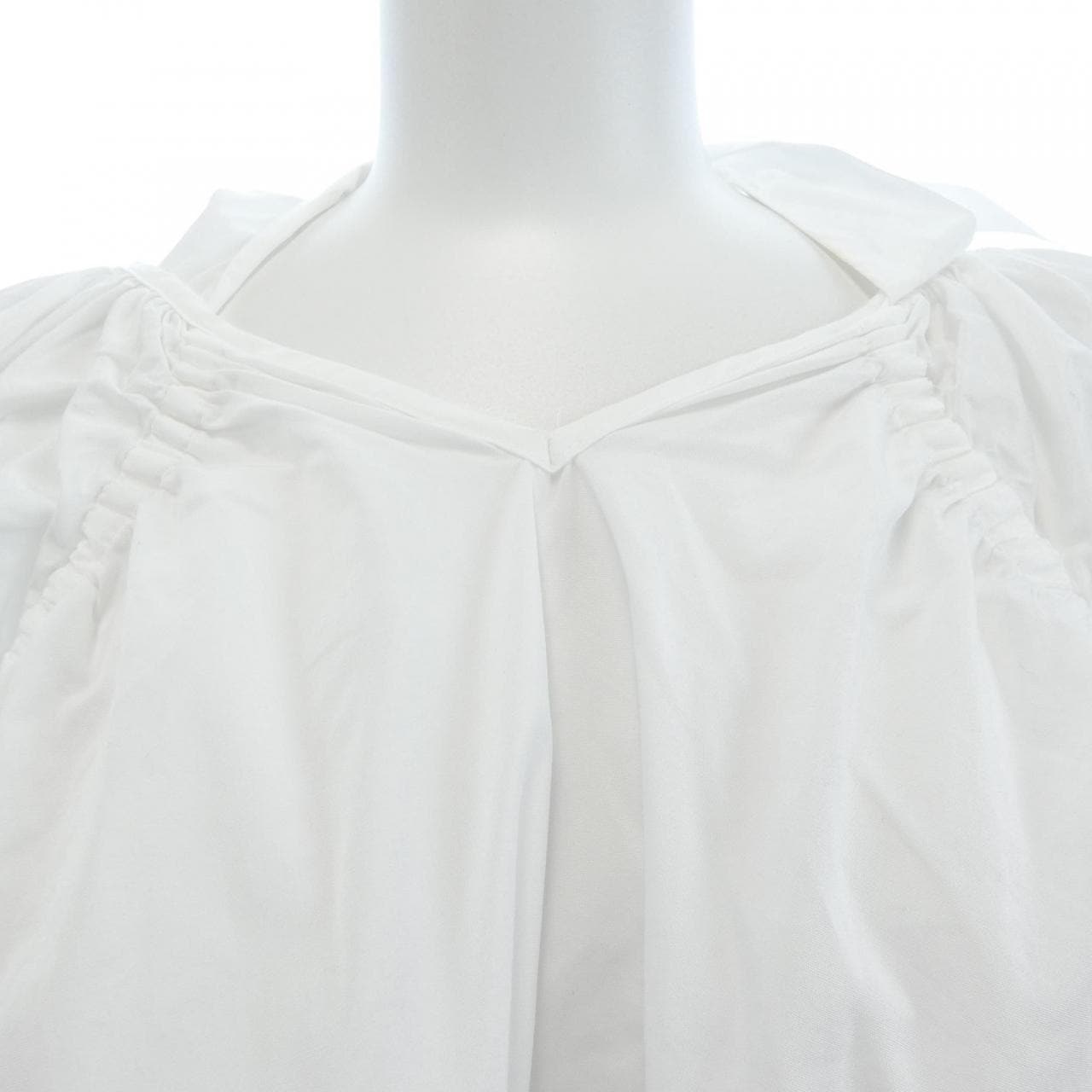 セシリーバンセン CECILIE BAHNSEN トップス