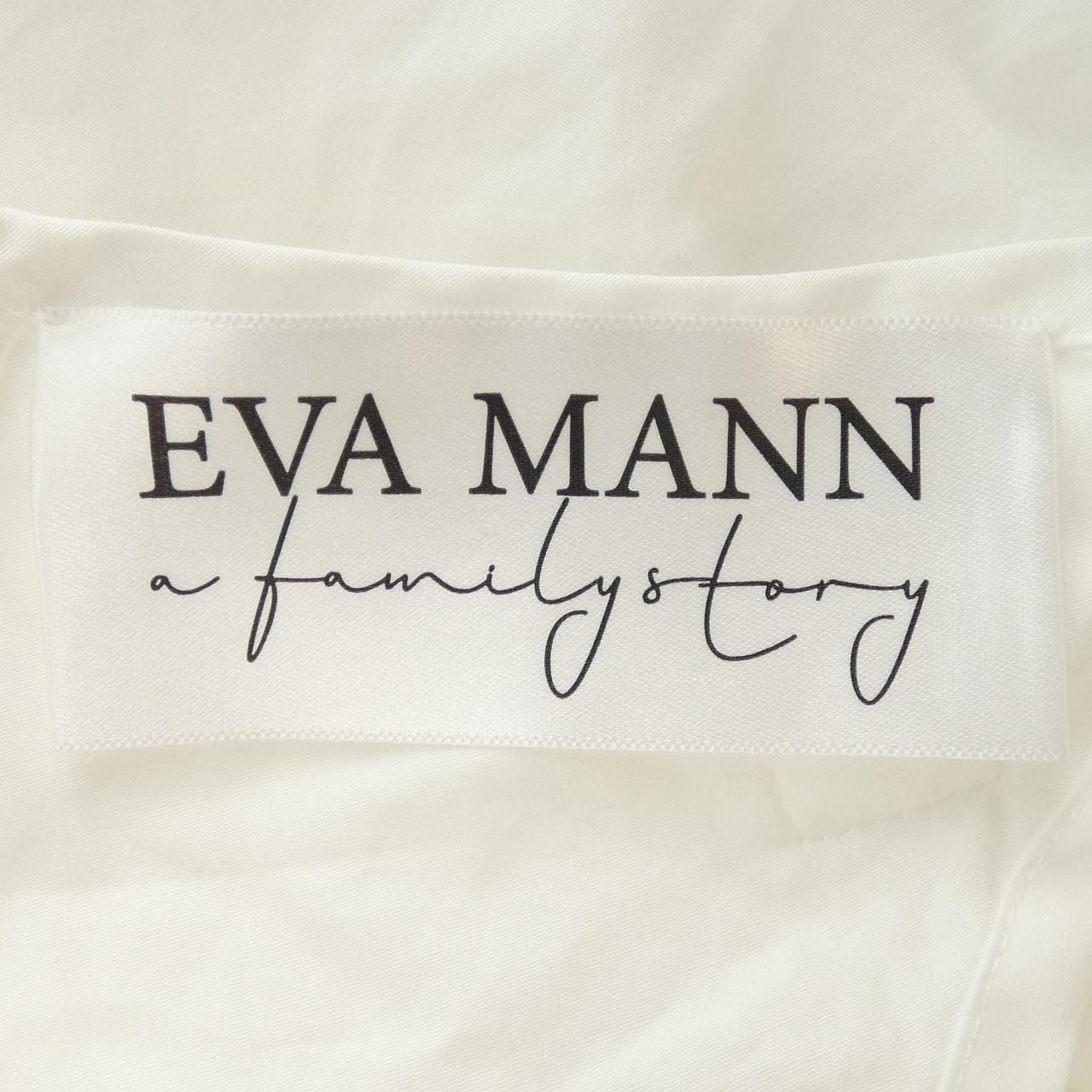 EVA MANN トップス