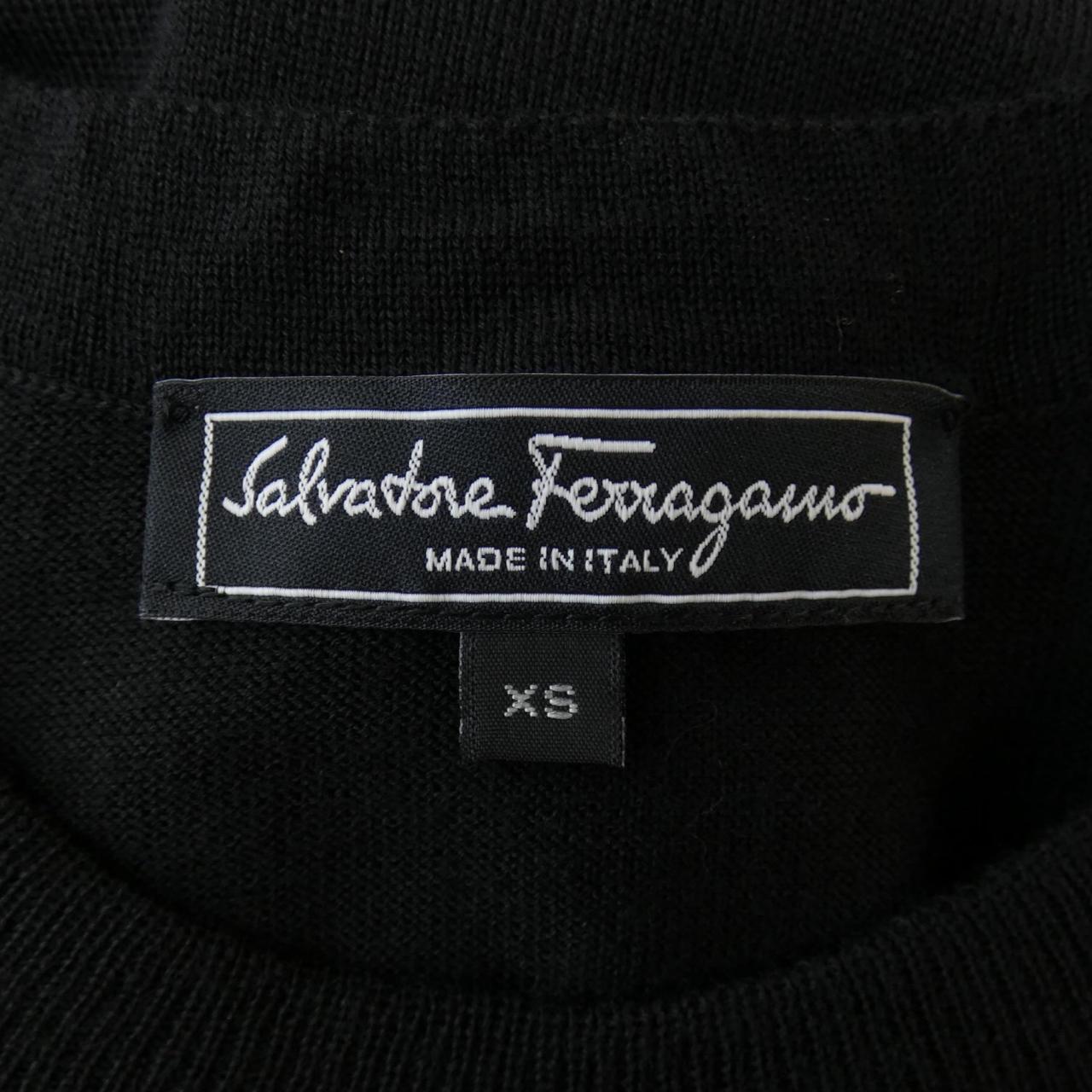 サルヴァトーレフェラガモ SALVATORE FERRAGAMO ニット