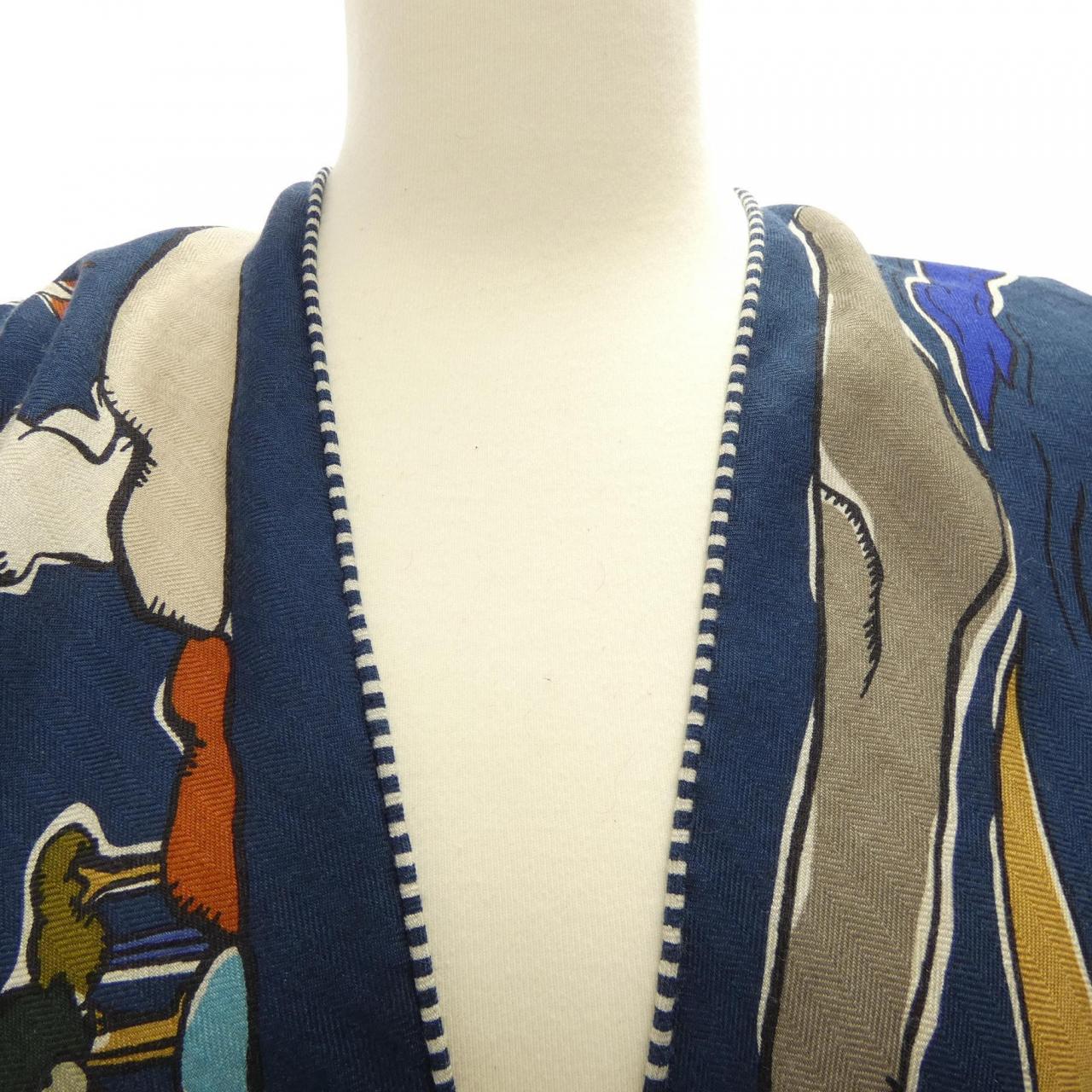 エルメス HERMES MILLE ET UN LAPINS H364007S トライアングルジェアン ショール