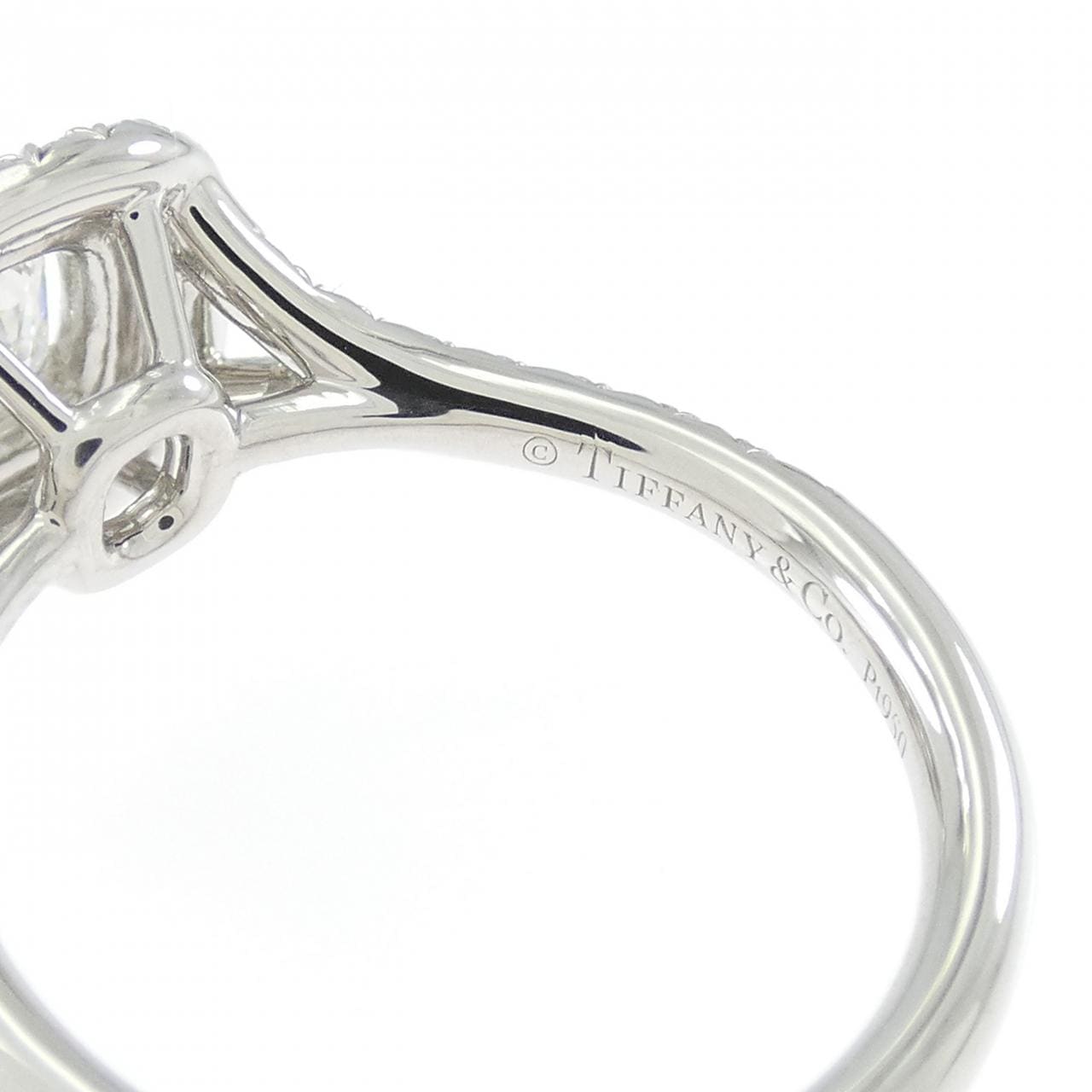 ティファニー ソレスト リング 0.45CT G VS1