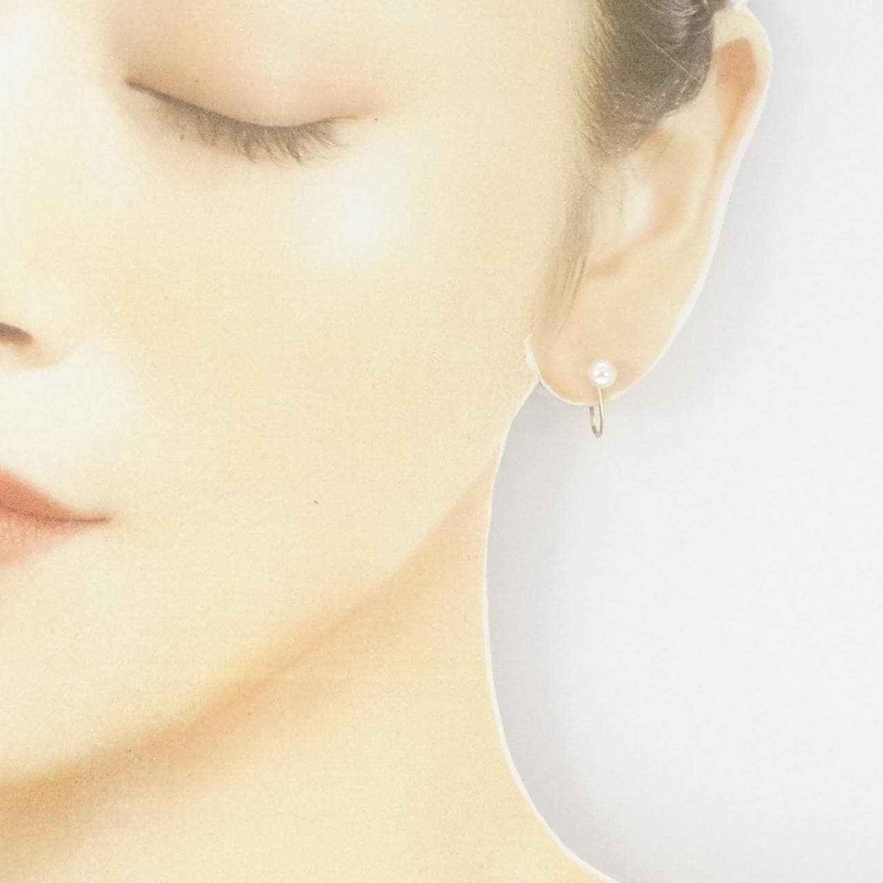 Tasaki freshwater pearl earrings