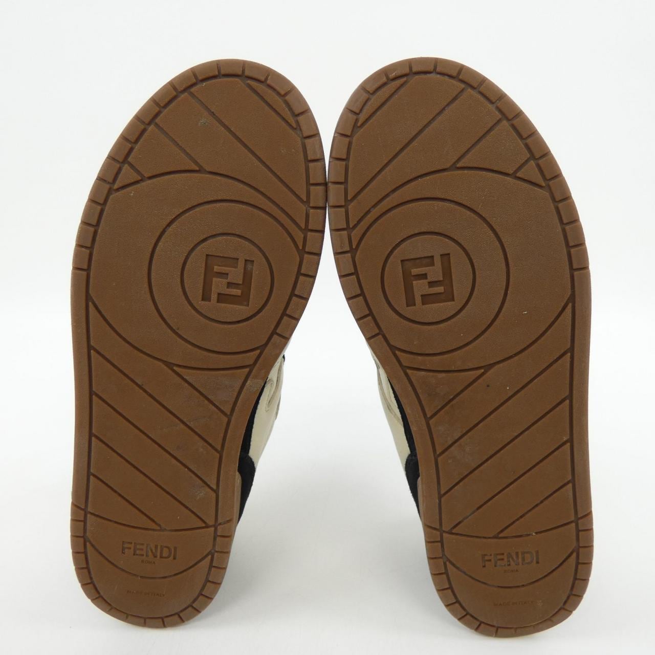 フェンディ FENDI スニーカー