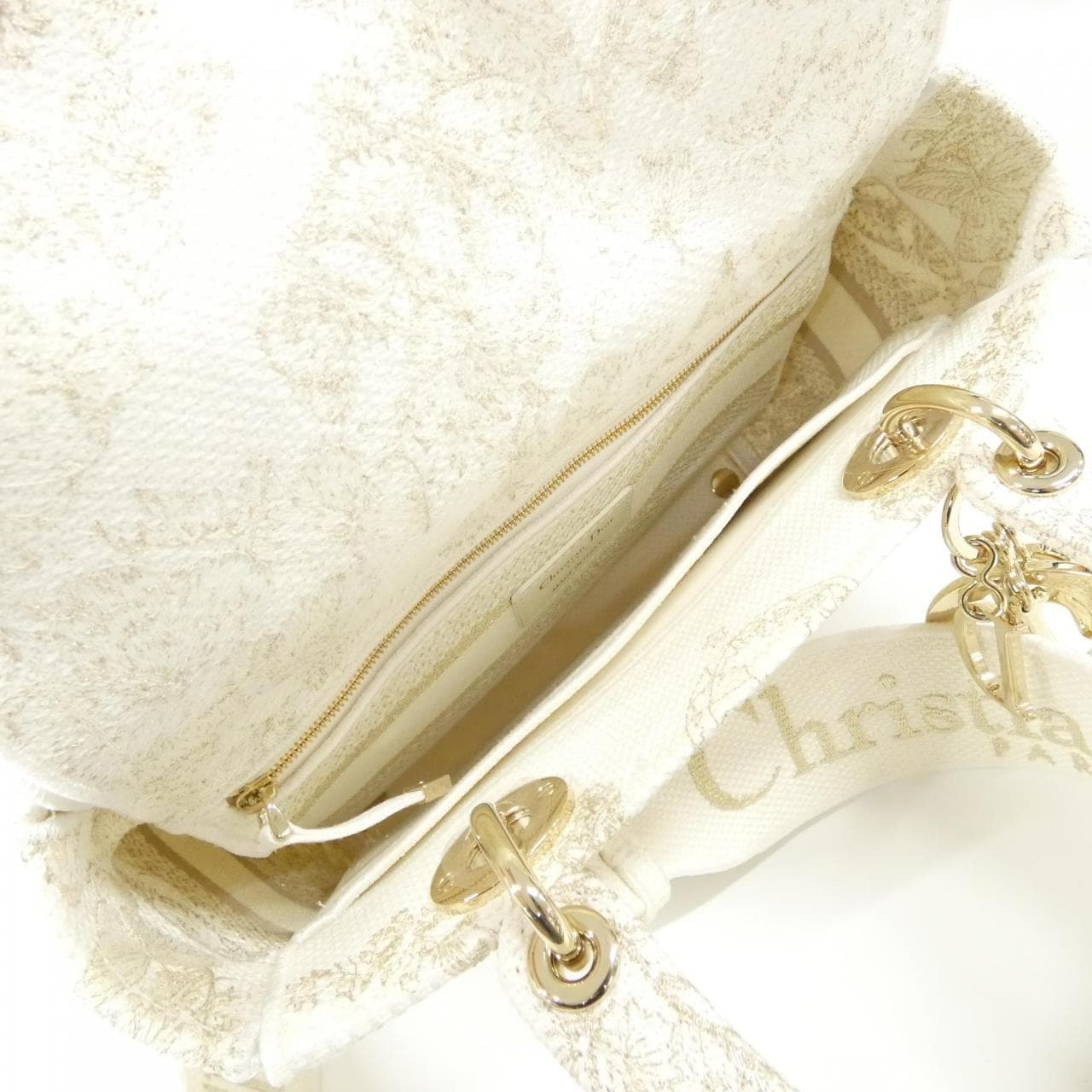 クリスチャンディオール BUTTERFLY AROUND THE WORLD レディ ディーライト ミディアム M0565OESV バッグ