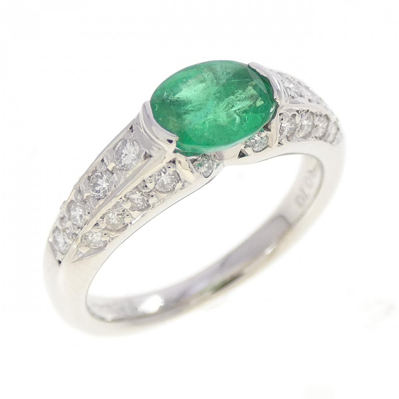 PT900 エメラルド リング 0.70CT