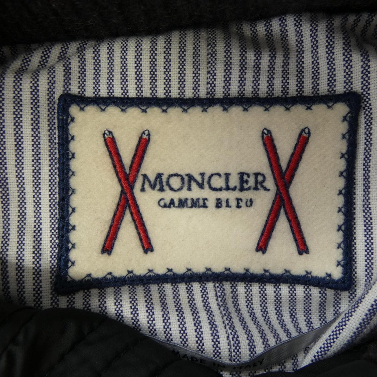 モンクレールガムブルー MONCLER GAMMEBLEU 22391423 ダウンコート