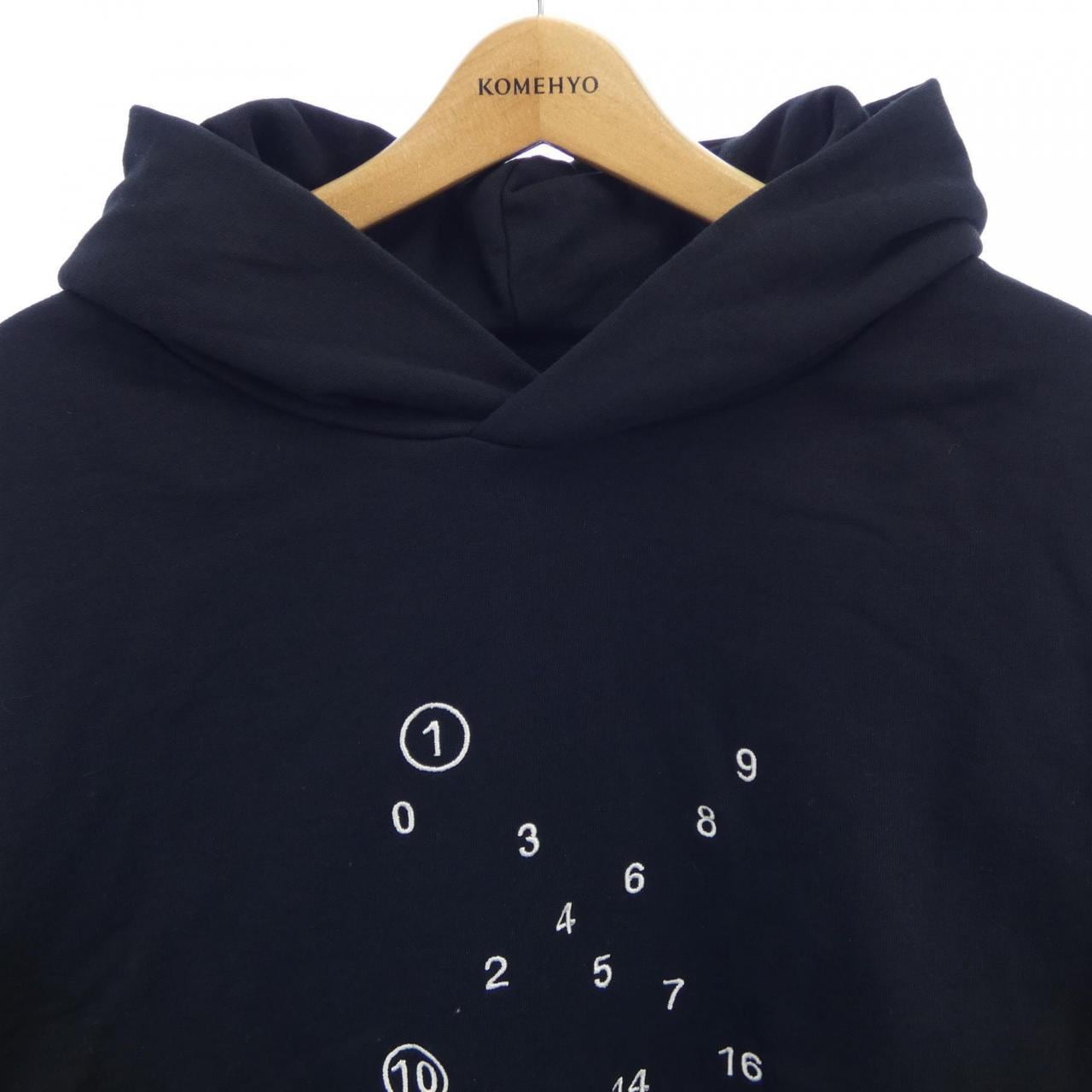 メゾンマルジェラ Maison Margiela パーカー