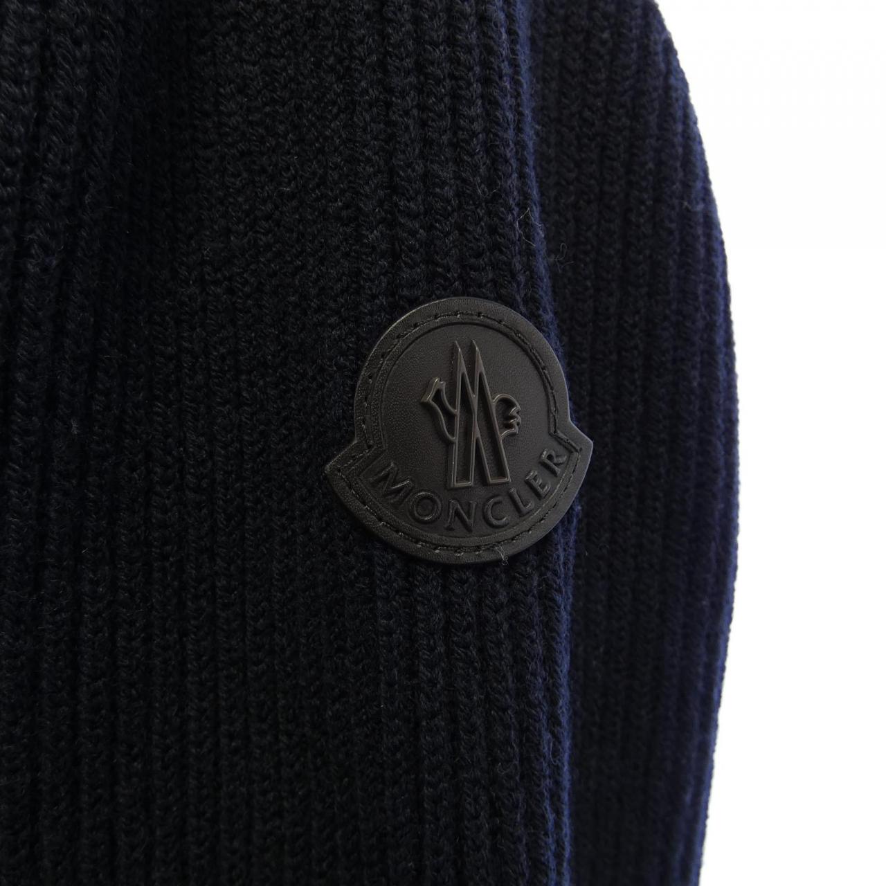 モンクレール MONCLER ダウンジャケット