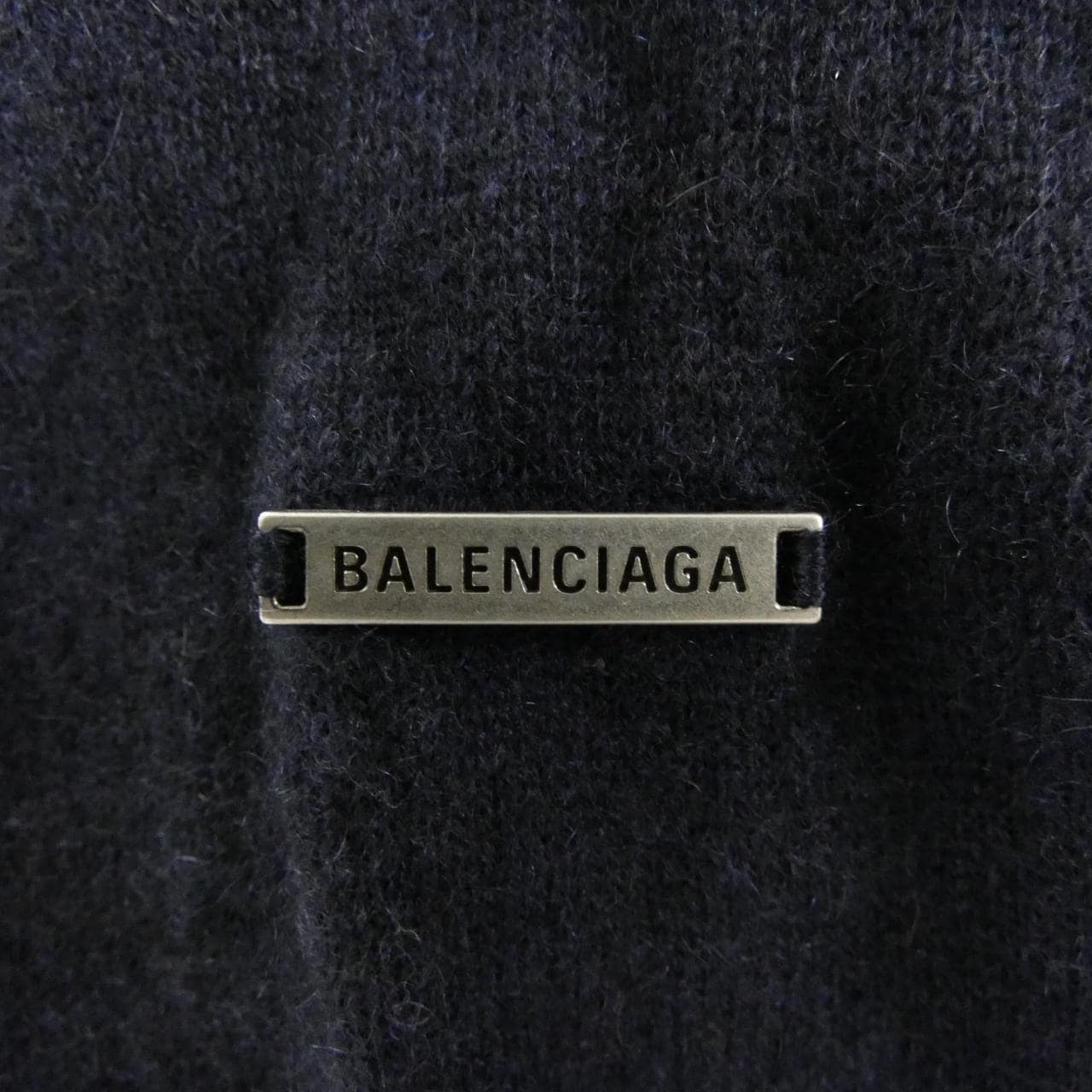 バレンシアガ BALENCIAGA 850957 T1765 ニット