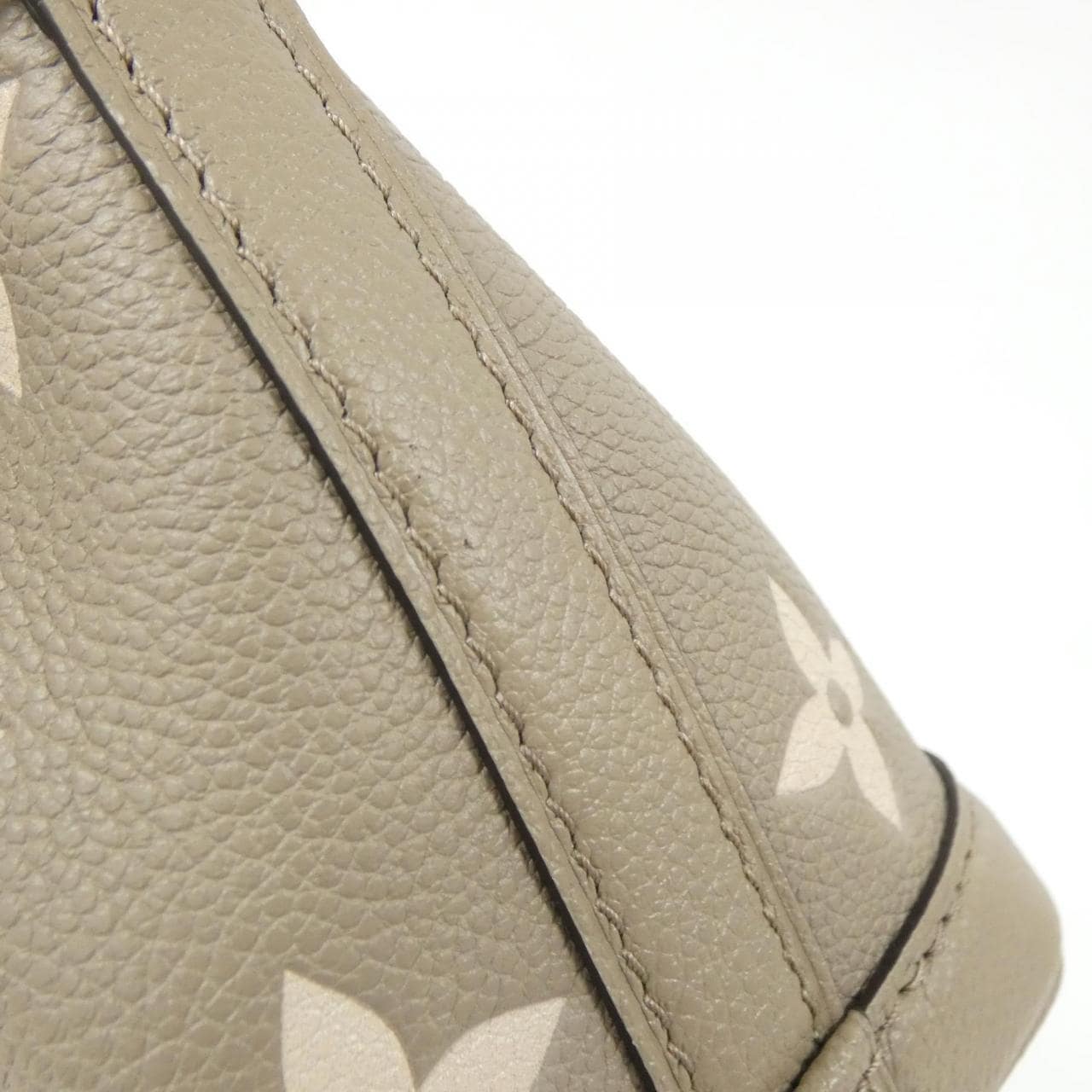 ルイヴィトン バイカラー モノグラム アンプラント ナノ ノエ M46291 ショルダーバッグ