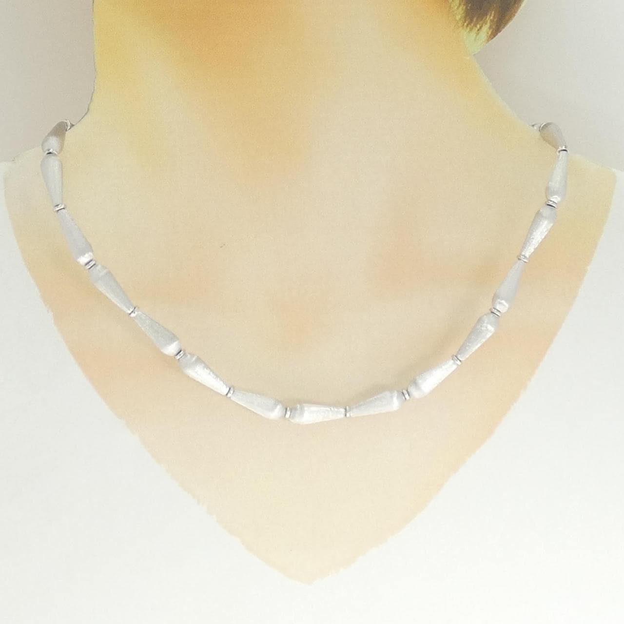 キャンペザン 750WG ネックレス