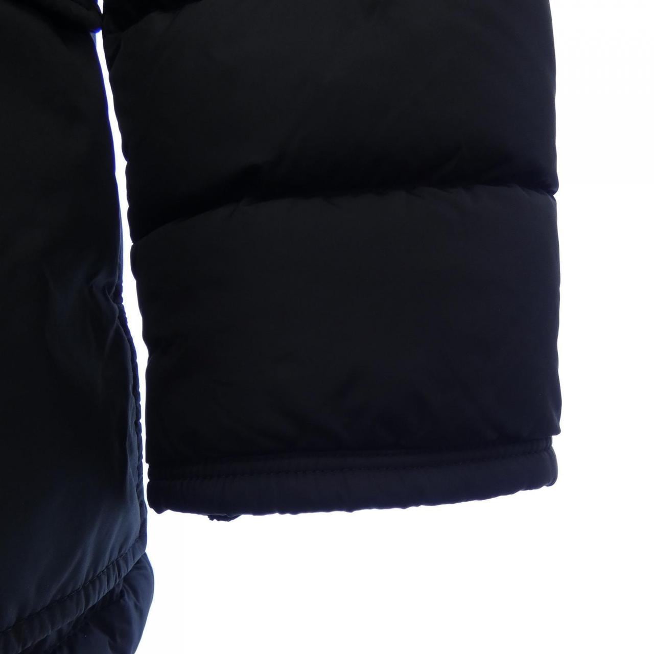 モンクレール MONCLER ダウンジャケット