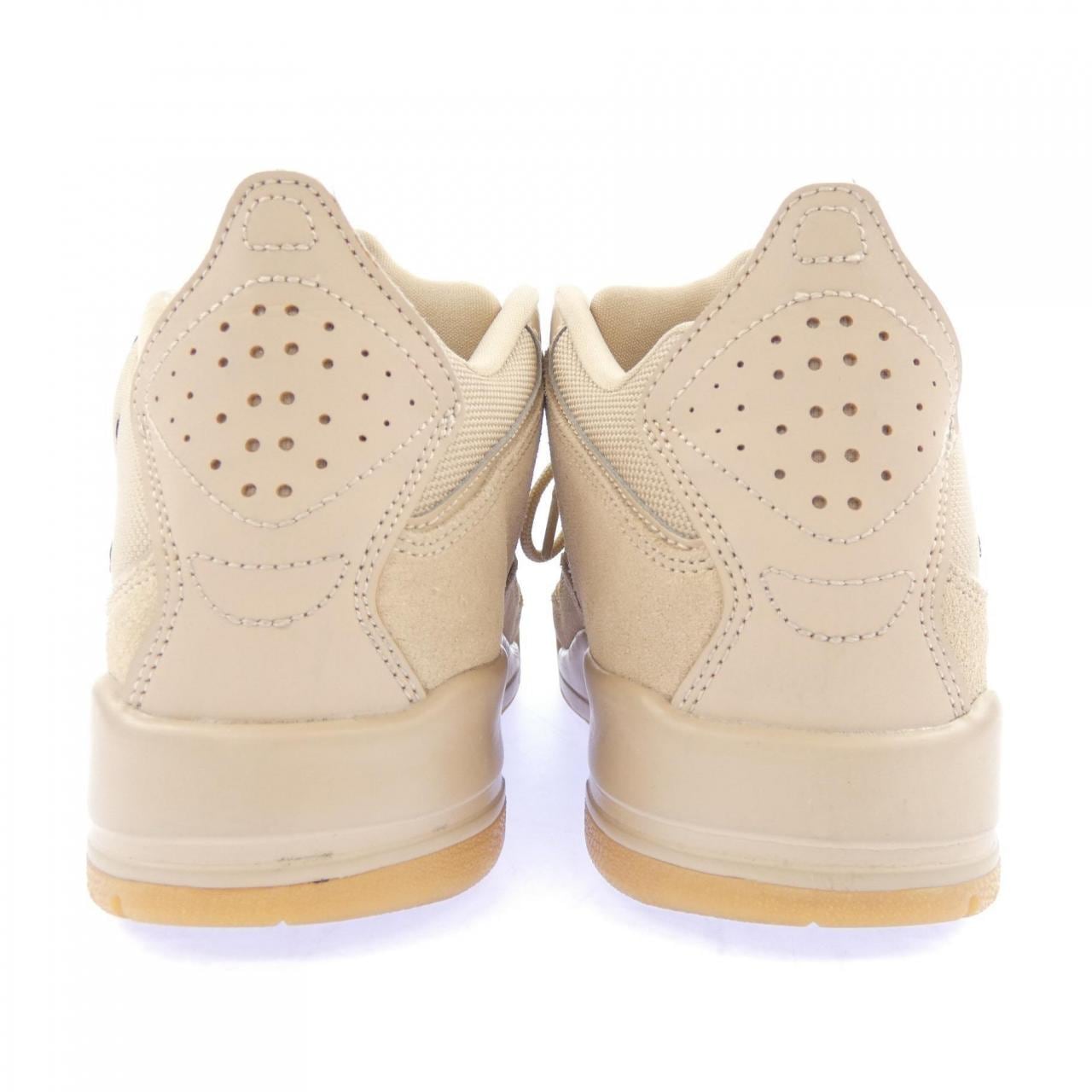 ナイキ ジョーダン NIKE JORDAN AT0057-200 スニーカー