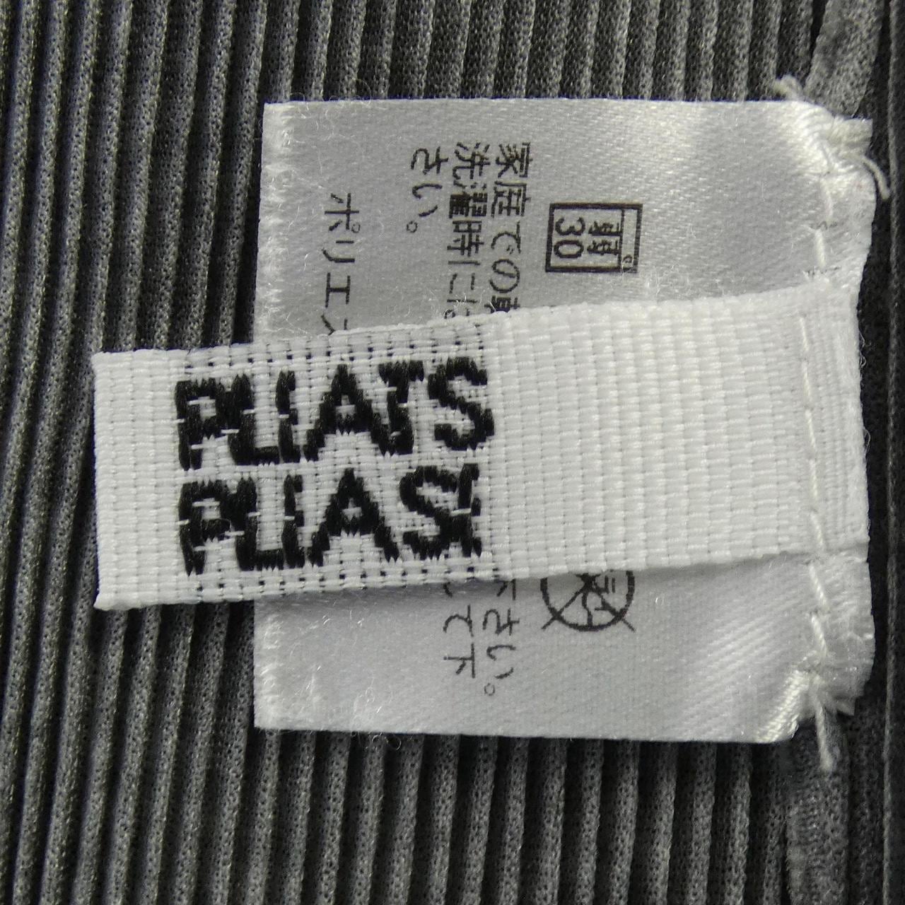 プリーツプリーズ PLEATS PLEASE PP55FK102 トップス