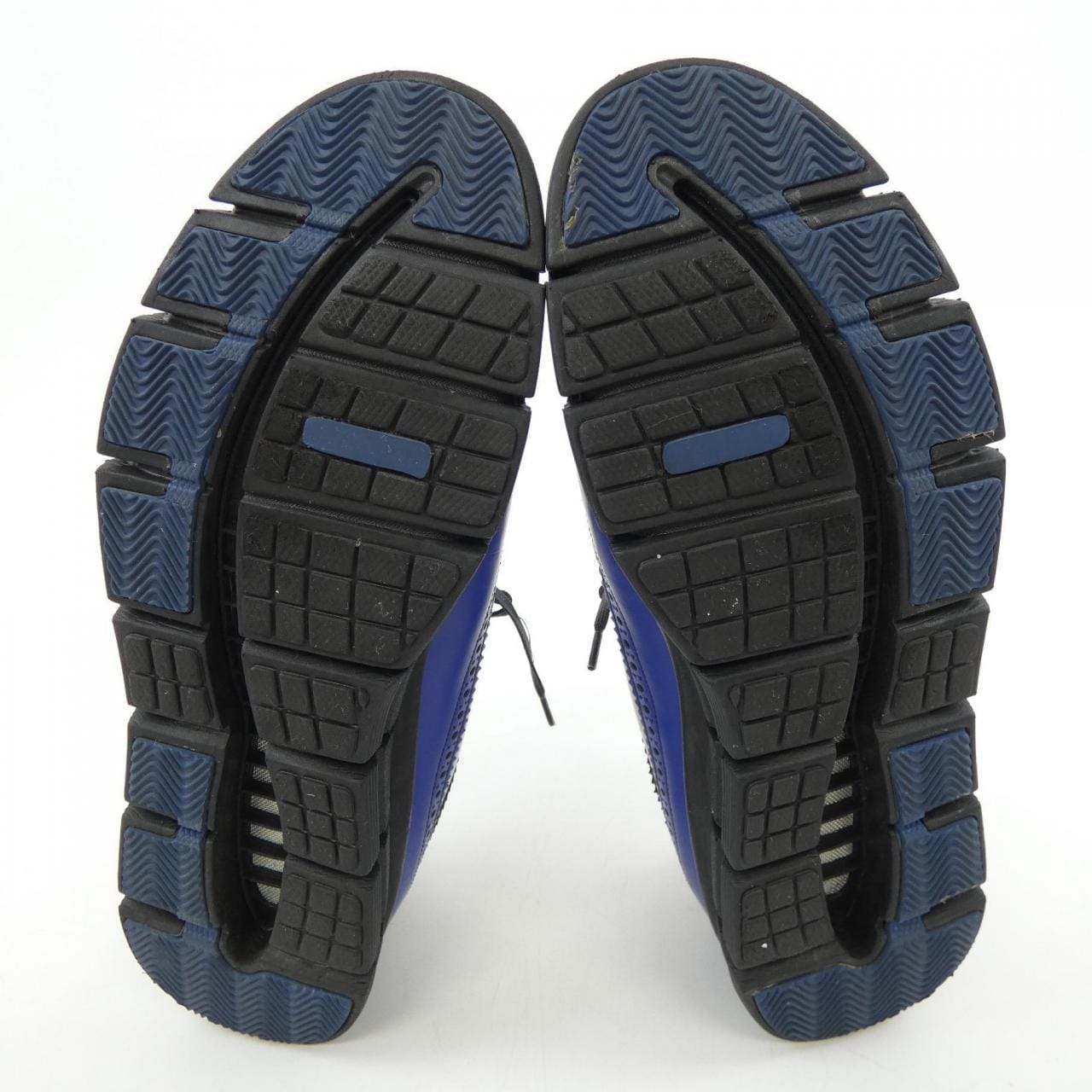 HIROSHI TSUBOUCHI スニーカー