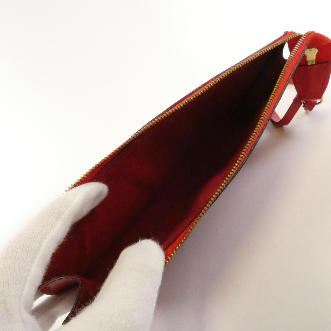 ルイヴィトン エピ ポシェット アクセソワール 24cm M52947 アクセサリーポーチ