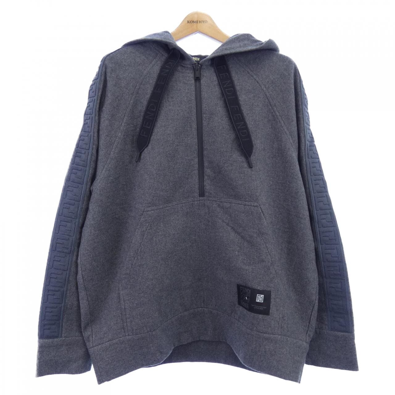 フェンディ FENDI パーカー