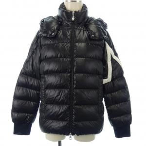 モンクレール MONCLER ダウンジャケット