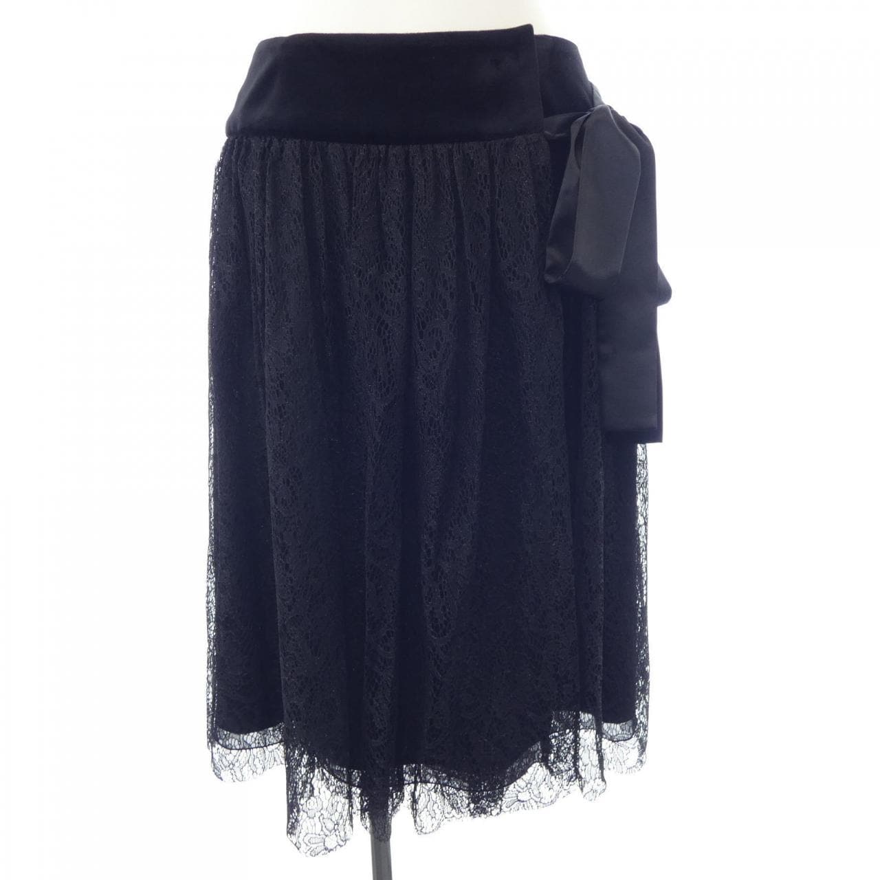 トゥービーシック TO BE CHIC スカート