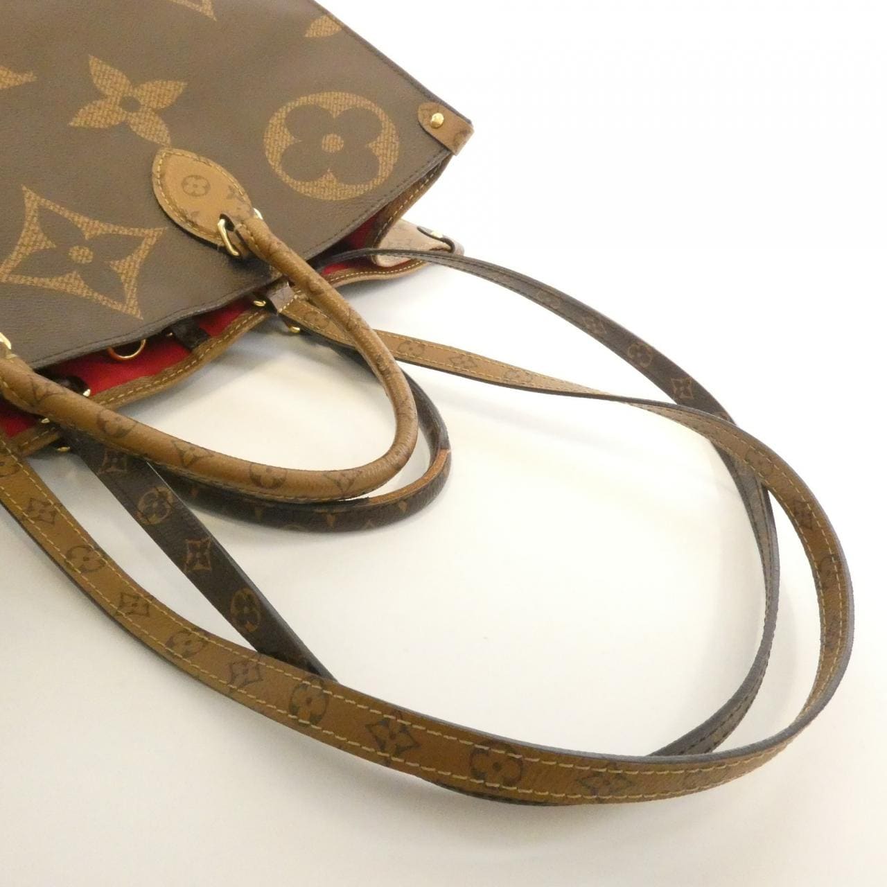 ルイヴィトン モノグラム ジャイアント オンザゴー GM M44576 バッグ