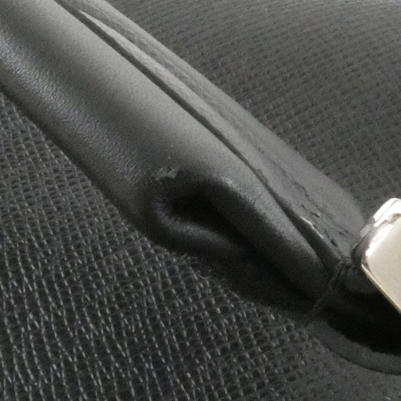 ルイヴィトン タイガ ディスカバリー バックパック M33450 リュックサック