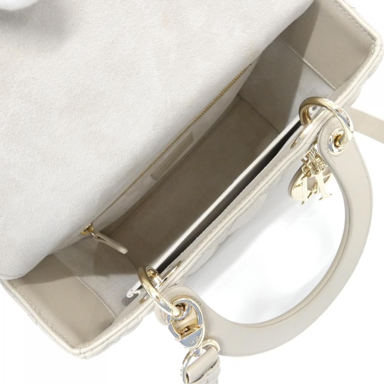 クリスチャンディオール レディ ディオール ミディアム M0565ONGE バッグ