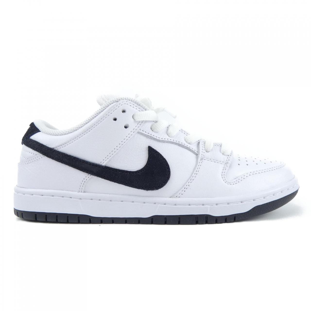 ナイキ NIKE スニーカー