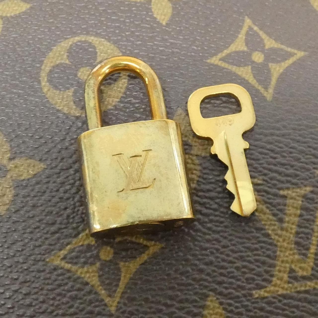 ルイヴィトン モノグラム モントルグイユ PM M95565 ショルダーバッグ