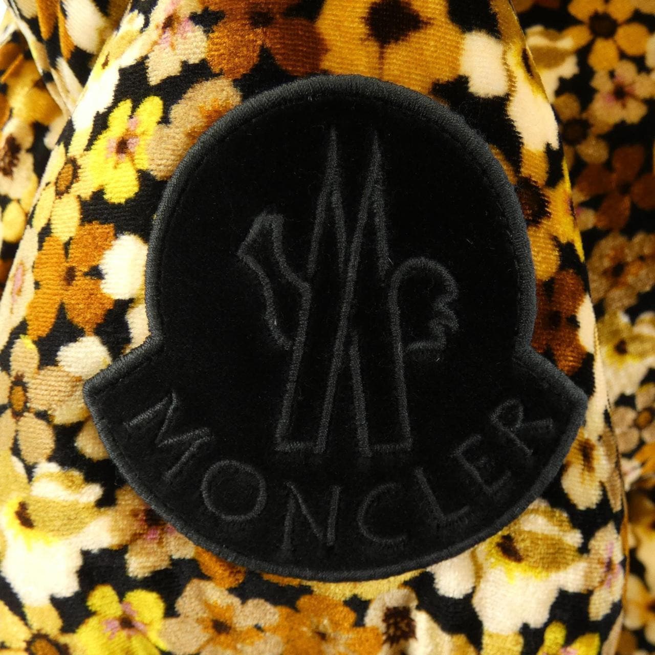 MONCLER蒙克勒羽絨服