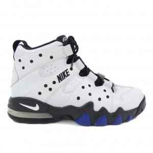 ナイキ NIKE スニーカー