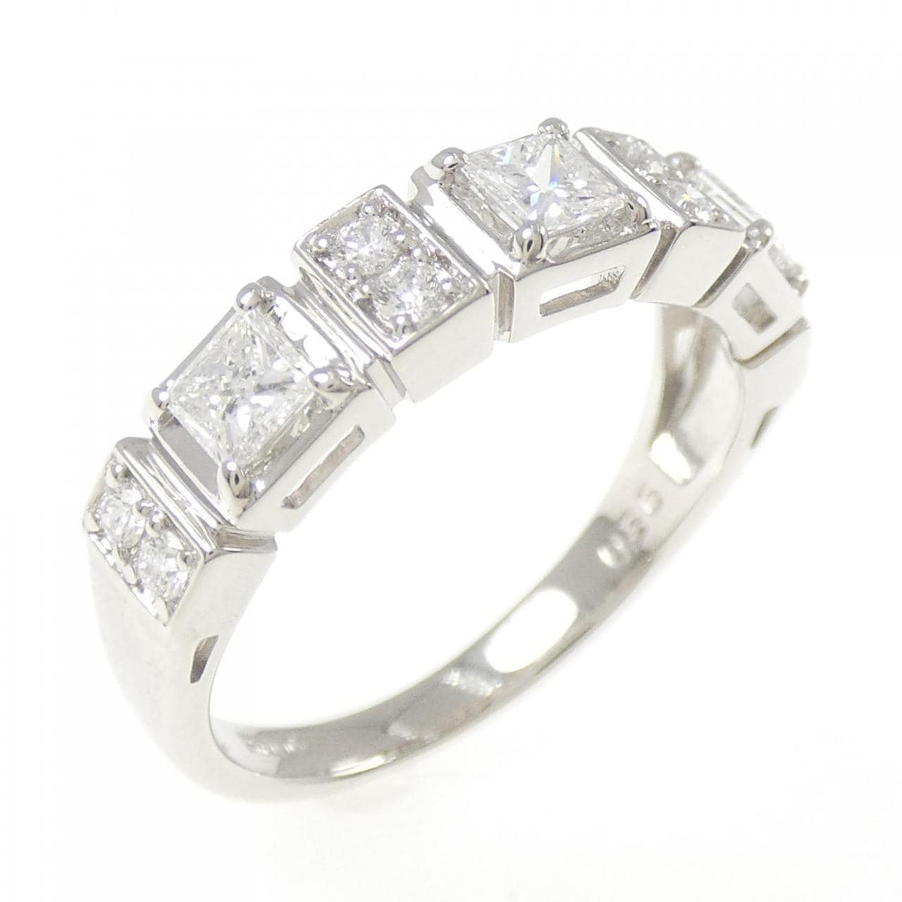 PT900 ダイヤモンド リング 0.56CT