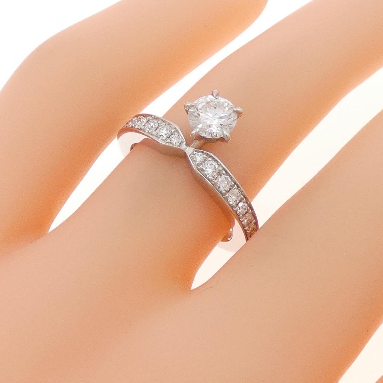 ショーメ ジョゼフィーヌ リング 0.51CT D VVS1 3EXT