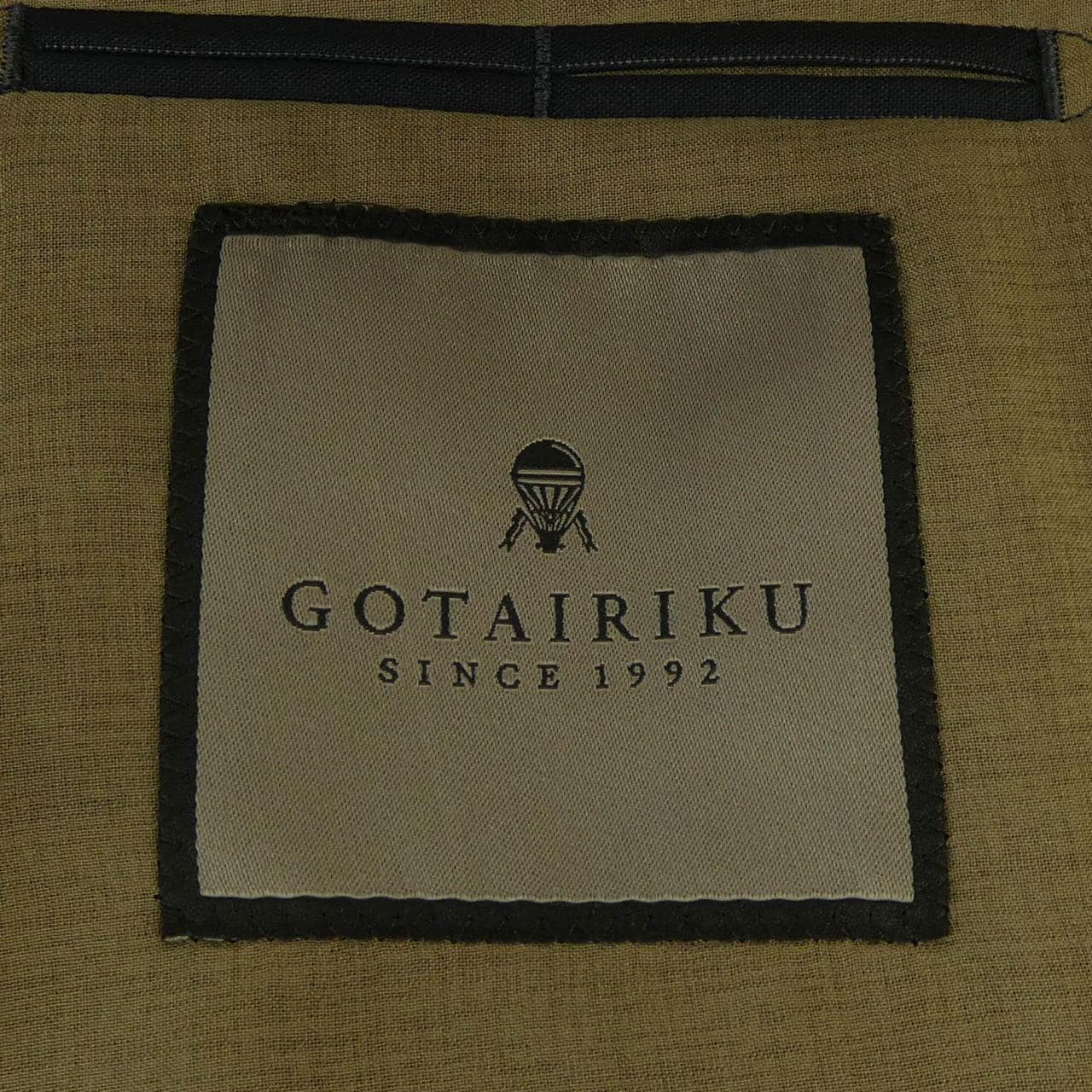 ゴタイリク GOTAIRIKU SR GO CM 0460 スーツ