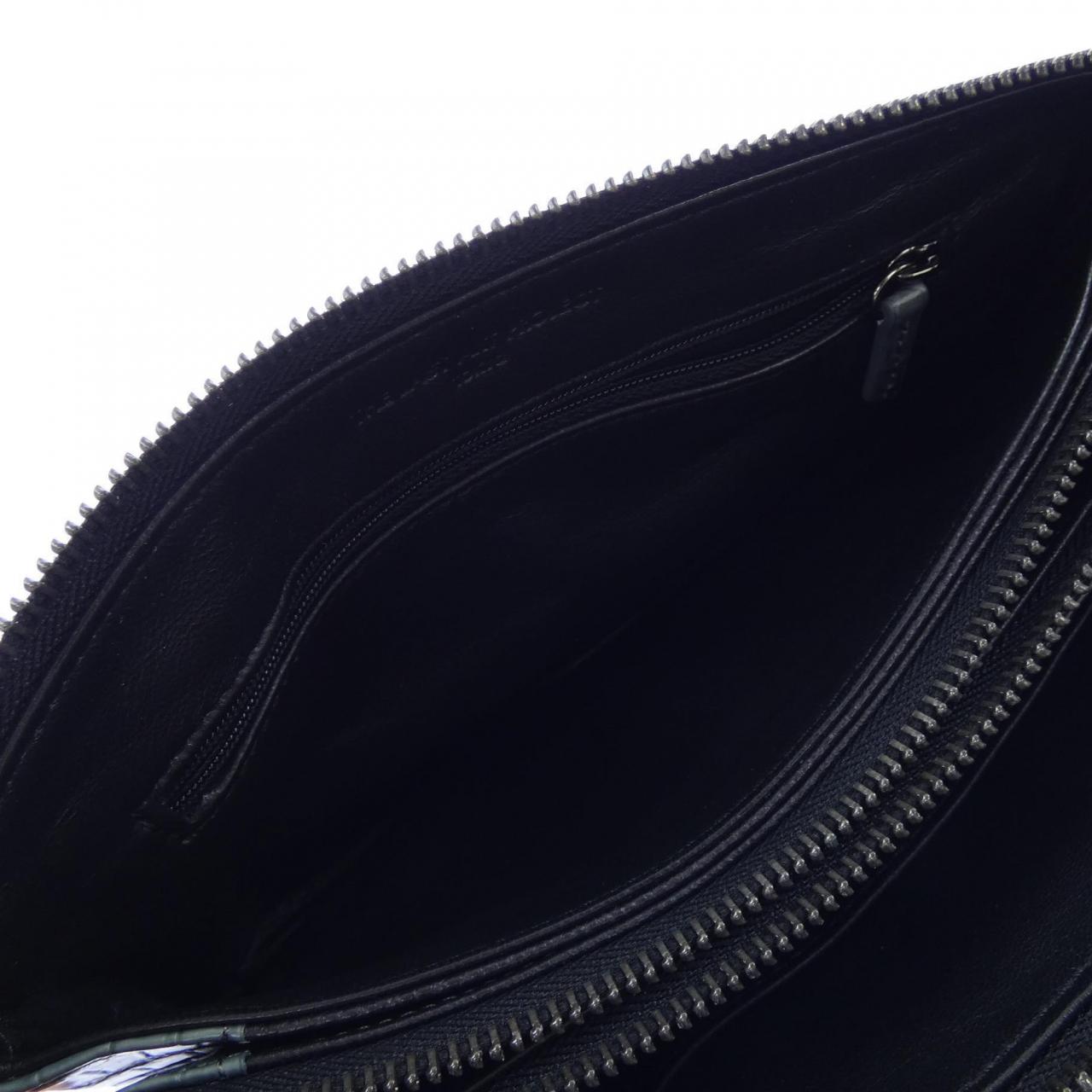 THE LAST ART PROJECT BAG